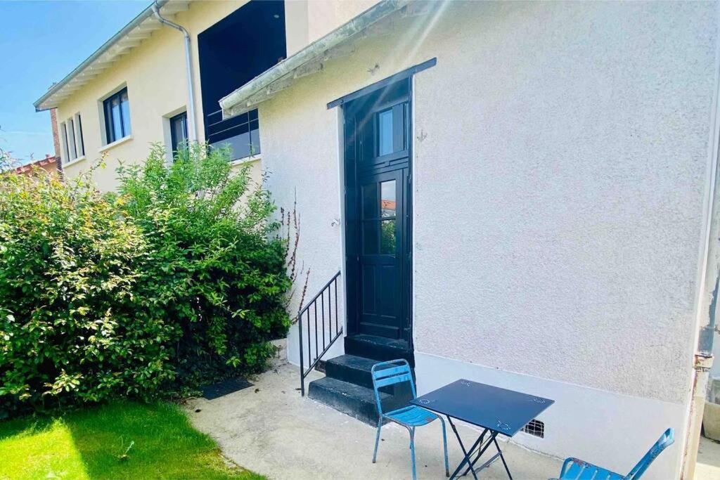 Jolie Maison Avec Jardin Au Calme En * Limoges